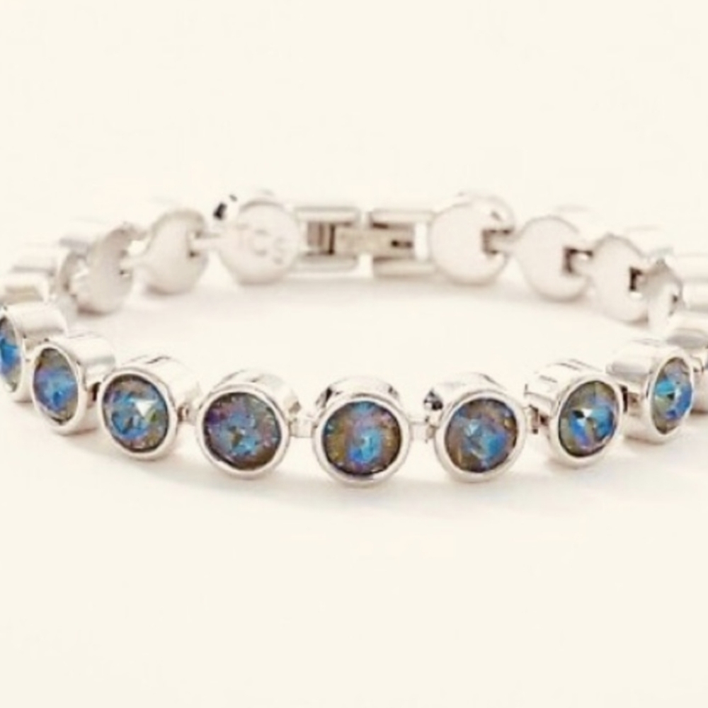 Touchstone Crystal Army Green Ice Bracelet